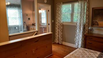 2 chambres, fer et planche Ă repasser, Wi-Fi gratuit, draps fournis