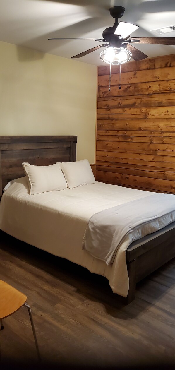 3 chambres, bureau, Wi-Fi, draps fournis