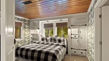 4 Schlafzimmer, BĂŒgeleisen/BĂŒgelbrett, WLAN, BettwĂ€sche