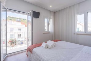 2 chambres, fer et planche Ă repasser, Wi-Fi, literie fournie