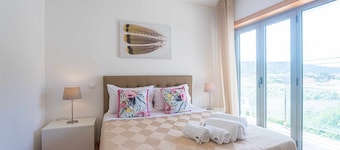 3 bedroom apartment Foz Sul