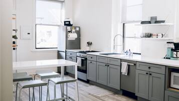 Fridge, microwave, oven, stovetop