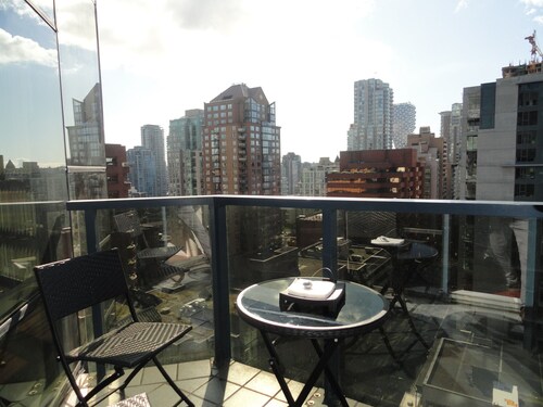 Home Theatre in the Heart of the Vancouver Tourist Area