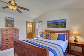 3 chambres, fer et planche à repasser, Wi-Fi gratuit, draps fournis