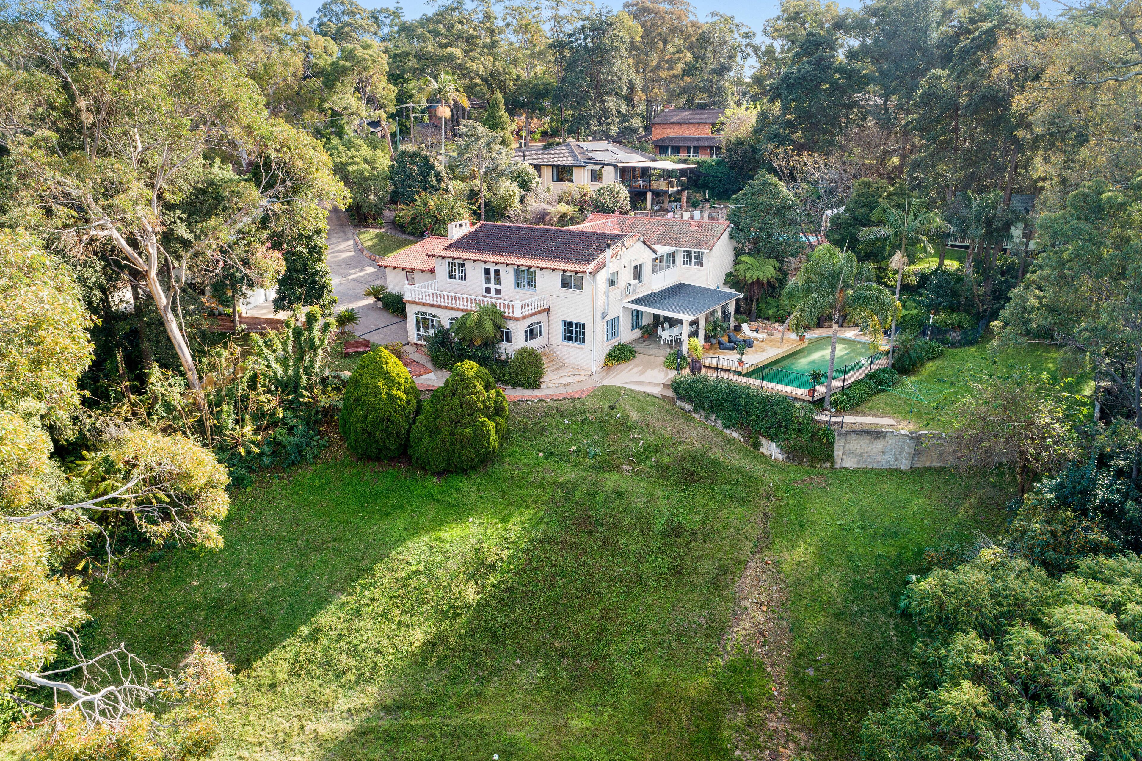 Escape to the Picturesque Blue Mountains for a relaxing break from the mundane!