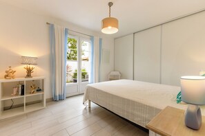 3 habitaciones, tabla de planchar con plancha y wifi gratis 