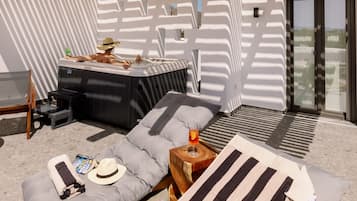 Studio Suite Premium, 1 giường cỡ king | 2 phòng ngủ, bộ đồ giường cao cấp, chăn bông, nệm có lớp đệm bông