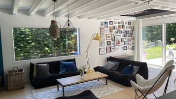 Smart TV, offices