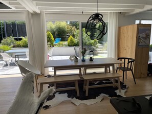 Dining - Maison Centre Bourget du lac à 3 Minutes de la Plage en Voiture (Le Bourget-du-Lac)