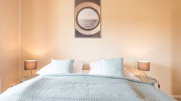 2 Schlafzimmer, Reisekinderbett, kostenloses WLAN