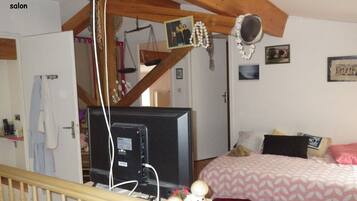 3 chambres, bureau, fer et planche Ă repasser, Wi-Fi gratuit