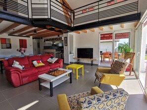 Interior - Haitzaldea (Saint-Pierre-d'Irube)