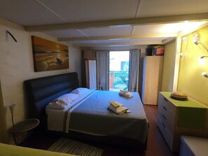 2 Schlafzimmer, Bügeleisen/Bügelbrett, WLAN