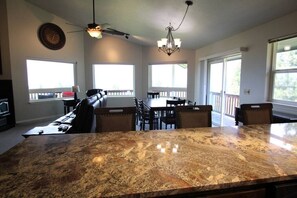 Interior - Cascade Getaway w/ Hot Tub, Overlooking Lake (Cascade)