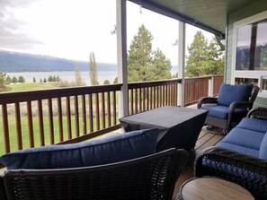 Property grounds - Cascade Getaway w/ Hot Tub, Overlooking Lake (Cascade)