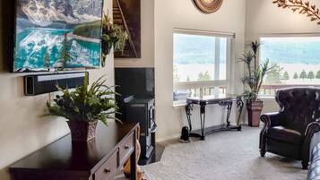 Smart-TV, Kamin, Videospiele