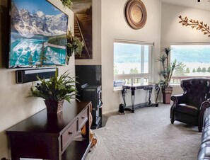 Smart TV, fireplace, video games