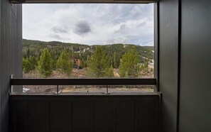 Huoneisto, 3 makuuhuonetta | 3 makuuhuonetta, kannettavalle tietokoneelle sopiva työtila