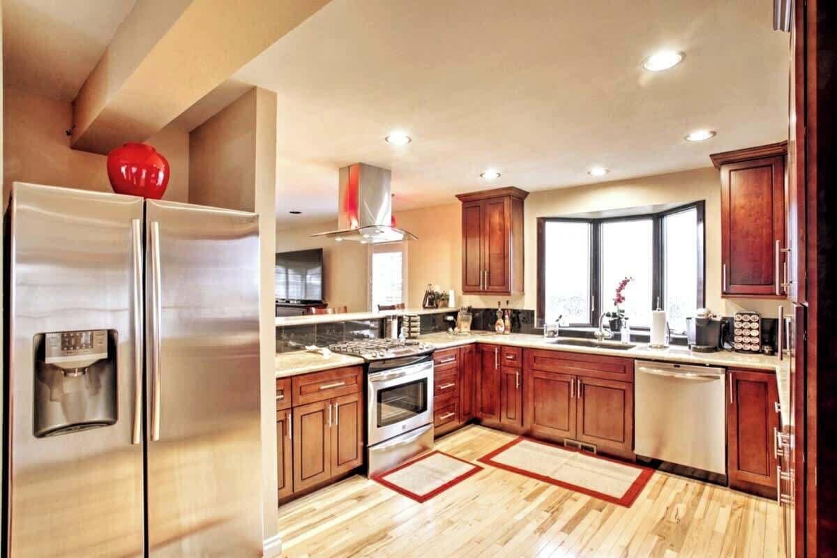 Refrigerador, microondas, horno, placa de cocina