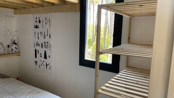 2 Schlafzimmer, Bügeleisen/Bügelbrett, kostenloses WLAN