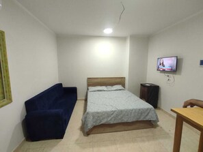 1 chambre, literie fournie