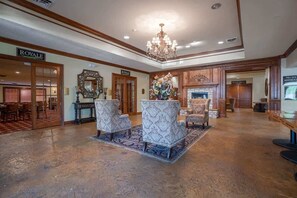 Interior - Retreat near Table Rock Lake & SDC W/ Indoor Pool (Branson)