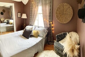 1 bedroom, desk, iron/ironing board, free WiFi