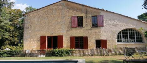 Alberca al aire libre