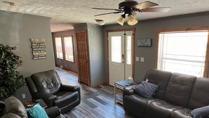 Unclassified image, 3 of 29, button - Lake front home, 10mm, dock, only steps to the water, close to Franky & Louies (Sunrise Beach)