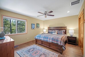 5 habitaciones, internet y ropa de cama 