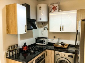Fridge, microwave, oven, dishwasher - Appart Centre Villepiscineparking Gratuitluxe (Marrakech)