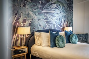 1 slaapkamer, een strijkplank/strijkijzer, internet