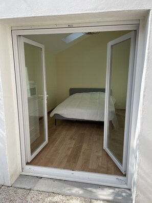 4 Schlafzimmer, Bügeleisen/Bügelbrett, Internetzugang, Bettwäsche