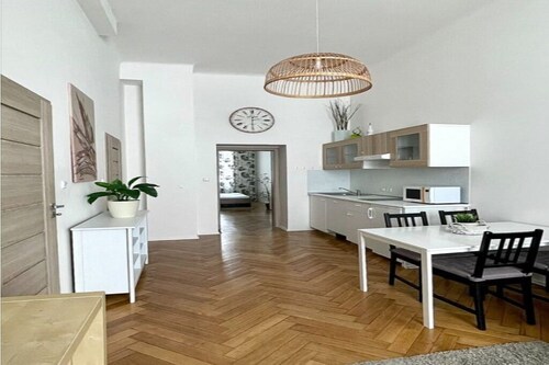 Gallys Apartments  your gateway to heart of Prague