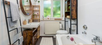 EG L -schöne 70m² 2-zimmer City Wohnung im Zentrum
