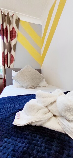 3 chambres, fer et planche Ă repasser, lit parapluie, Wi-Fi gratuit