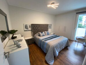 1 chambre, fer et planche à repasser, draps fournis