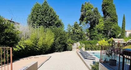 NOUVEAUTE ! MAS AVEC PISCINE PRIVĂE ClassĂ©e 4**** par les GĂźtes de France