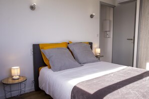 2 多间卧室、上网接入