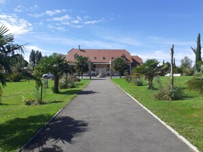 Enceinte de lâhĂ©bergement