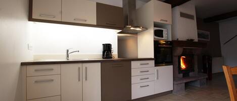 Refrigerador, microondas y lavavajillas