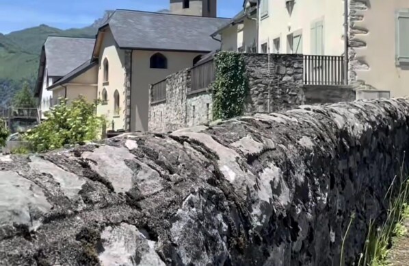 Property grounds - LE Lheze - Cette-eygun (CETTE-EYGUN)