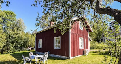 Nice home in Munkedal with lake view