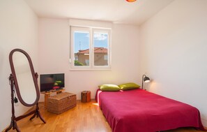 1 bedroom, free WiFi, bed sheets - Nice apartment in Stari Grad with WiFi (Stari Grad)