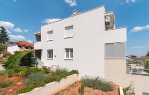 Exterior - Nice apartment in Stari Grad with WiFi (Stari Grad)