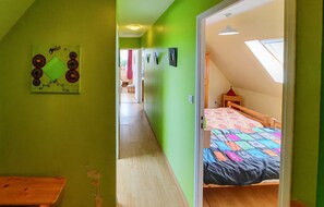 3 Schlafzimmer, Reisekinderbett, kostenloses WLAN