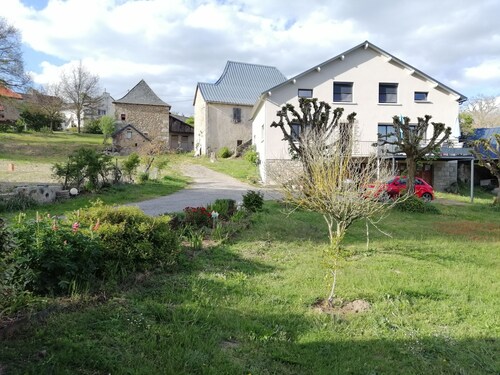 Air-conditioned country house with swimming pool Domaine de Moïse 