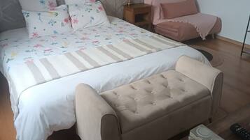 4 habitaciones, tabla de planchar con plancha y wifi gratis