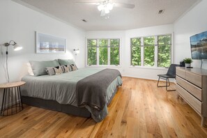 6 chambres, bureau, Wi-Fi gratuit, draps fournis
