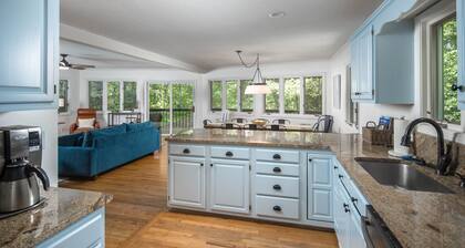 Clemson Hartwell Lake,14, 5 kings, pvt dock, Football specials SMU/Duke/Furman